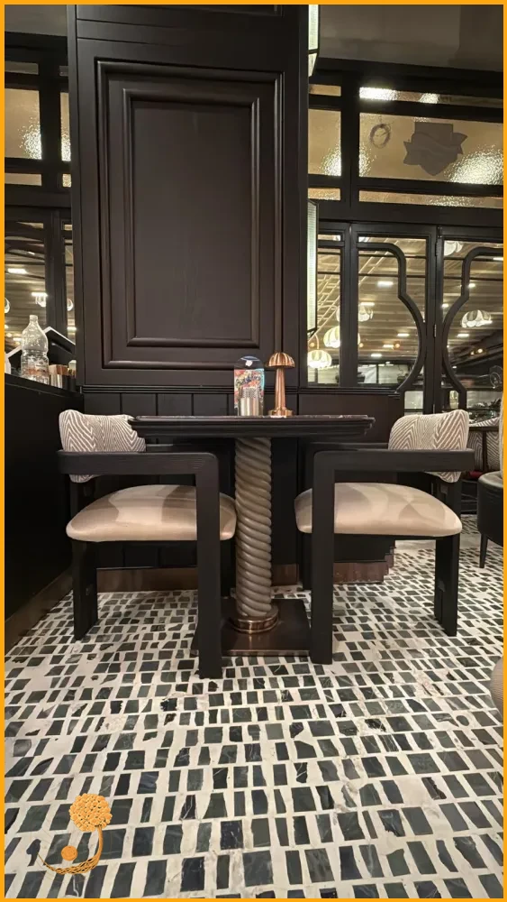 Cafe Dekorasyonda Mimari Sandalye Dekorasyon