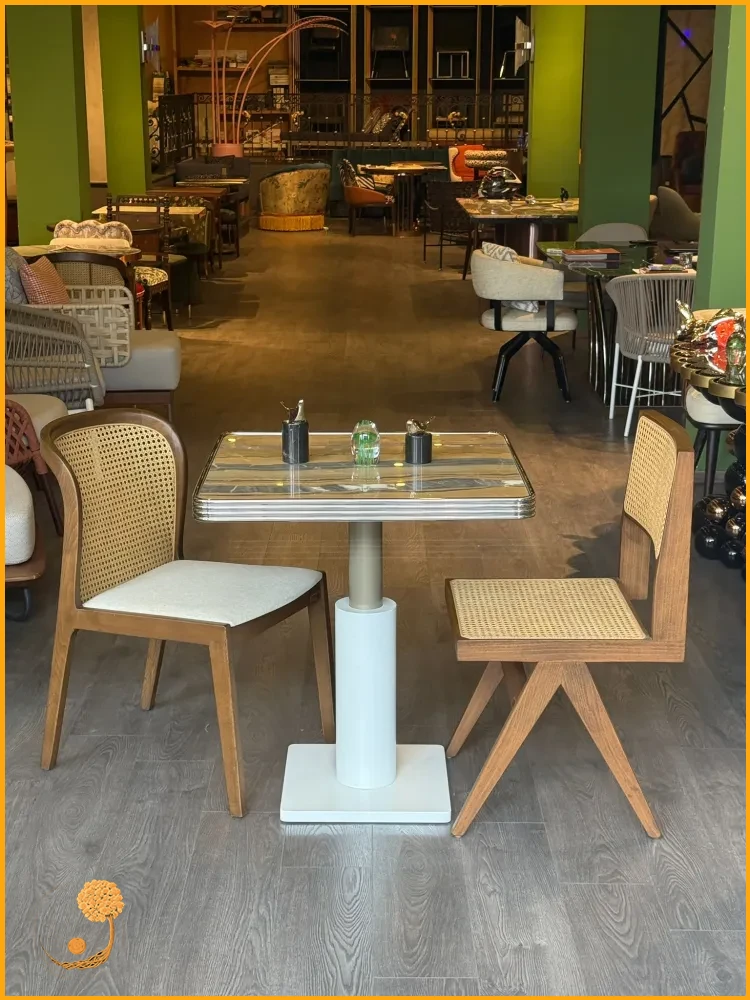 Cafe İçin Modern Sandalye Tasarımı