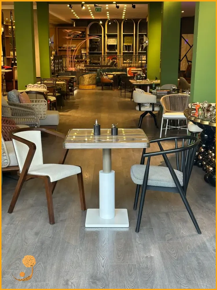 Küçük Cafe İçin Dekorasyon