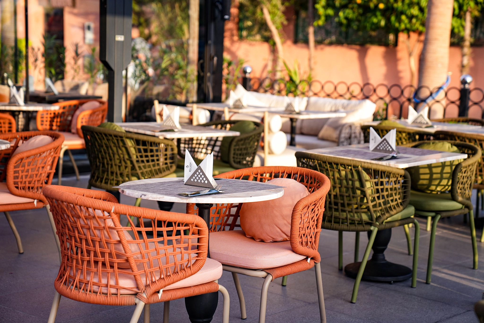 Montenegro Restaurant Sandalyesi