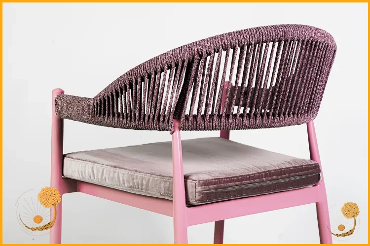 Ahşap Ayaklı Şık Cafe Sandalyeleri