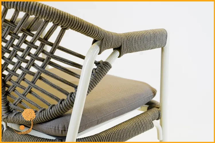 Kalın Ayaklı Cafe Sandalyesi