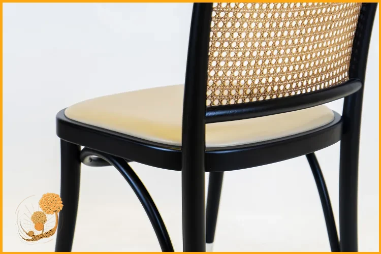 Siyah Deri Cafe Sandalyeleri