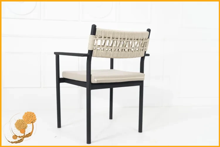 Yuvarlak Sırtlı Cafe Sandalyesi