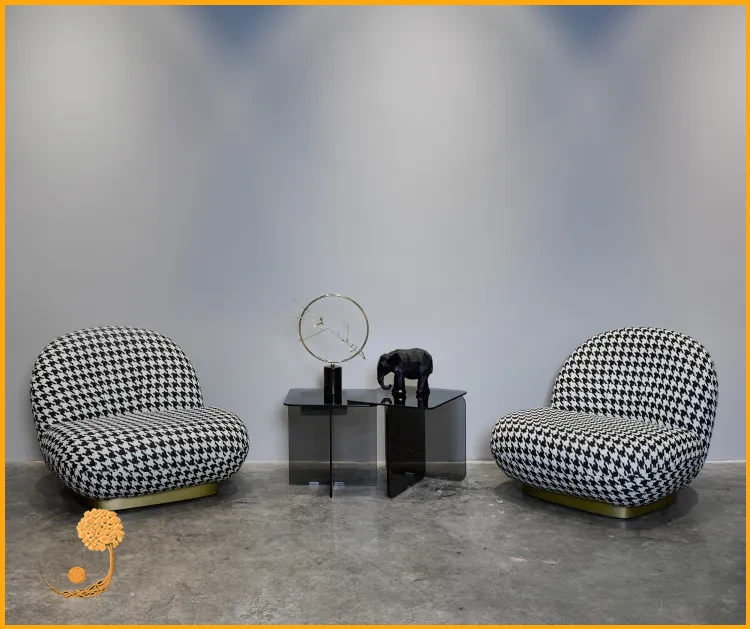 Minimal Tasarım Otel Sandalyesi