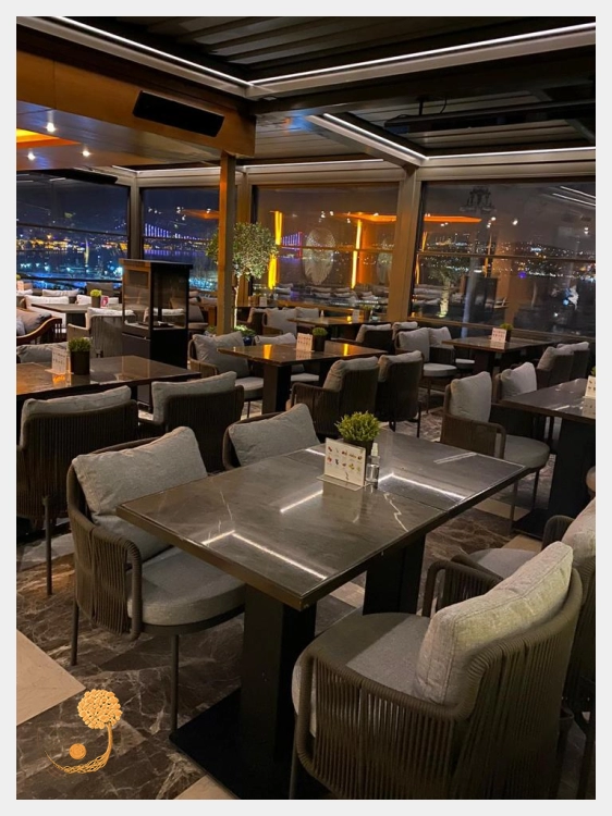 happy moons cafe - 17