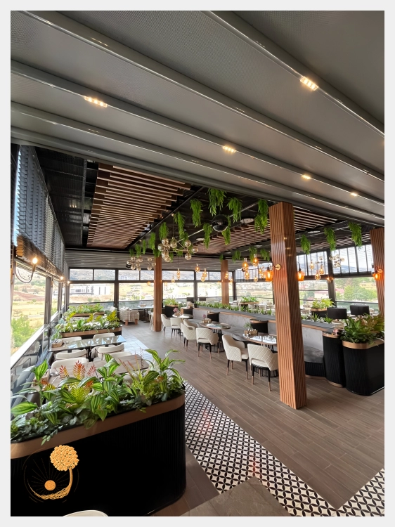 Elise Restaurant & BAr - 11